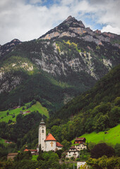 Fototapeta premium church in the swiss alps