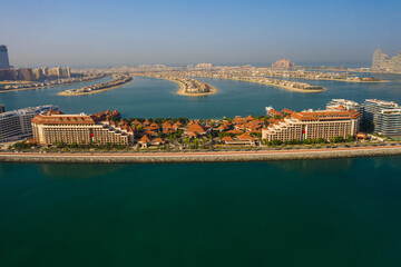 Naklejka premium 4k photo Resort Hotel, Thai Hotel, The Palm Jumeirah, Dubai, United Arab Emirates, Middle East, Aerial view, Drone