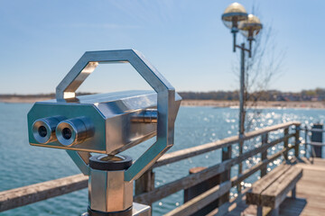 Blick von der Ostsee Seebrücke in Graal Müritz zu Ostern