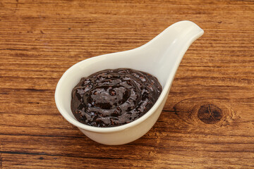 Black Pepper sauce in the bowl