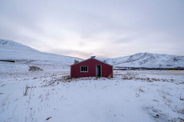 Verlassenes Haus am Tal Skoradalur nahe Borgarnes