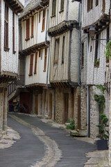 Fototapeta na wymiar Ruelle à Entraygues-sur-Truyère, Aveyron, France