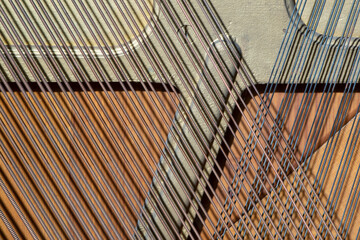 Details von Saiten eines Klaviers