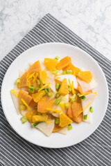 蕪と柿のマリネ