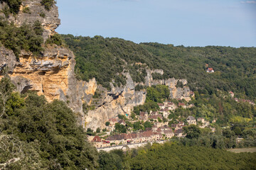  La Roque-Gageac scenic village on the Dordogne river, France