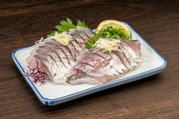 アジの刺身