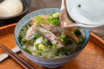 りゅうきゅう丼