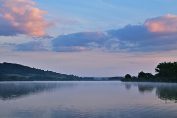 Sonnenaufgan bei den Pacsmag Fischerteichen