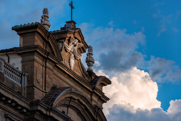 Fototapeta premium Relief an der Complesso di San Firenze in Florenz, Italien