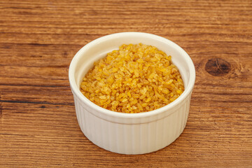 Vegetarian cuisine - dry bulgur for cooking