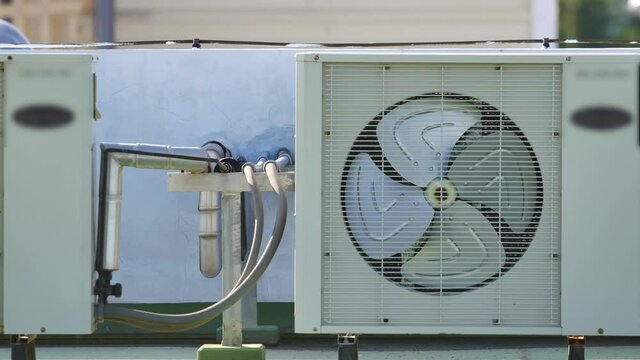 Air condition unit on roof of building