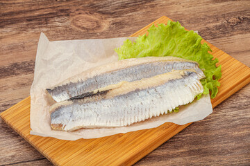 Herring fillet with salad leaves
