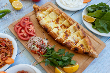 Turkish pide with cheese - Kasarli pide
