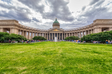 Obraz premium Kazan Cathedral of St. Petersburg on a Sunny summer day. Saint Petersburg-August 2019
