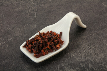Aroma cuisine - dry clove seeds