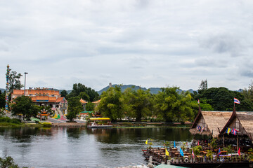 Obraz premium Kwai River Bridge in Kanchanaburi Thailand Asia