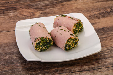 Ham roll with cheese and garlic