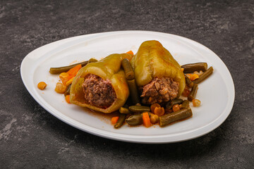 Baked stuffed bell pepper with meat