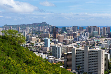 Fototapeta premium Honolulu, Waikiki and Diamond Head Crater, high angle view, Oahu