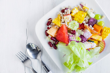 .Healthy fruit and vegetable salad