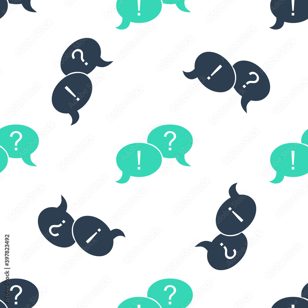 Poster green speech bubbles with question and exclamation marks icon isolated seamless pattern on white bac
