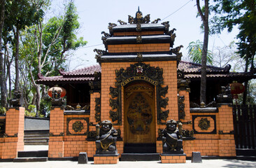 Fototapeta na wymiar a historic pagoda building on a hill on the south coast