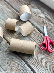 empty toilet paper roll, cut in two, kids craft.