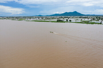 Kampong Chhnang; Kingdom of Cambodia: a picturesque floating village in the Tonle lake
