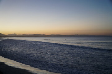 バイロンベイ　夕暮れ時のメインビーチ