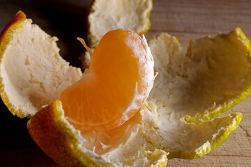 close-up sliced ​​organic and fresh tangerine