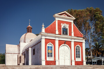 Obraz premium San Antonio de Matilla church, built with the reed partitioning technique, plastered with lime and chalk, monument of Chile