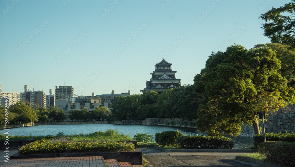 Wall mural 広島県・朝の広島城