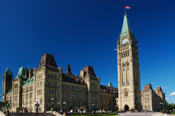 Fototapeta na wymiar Wide angle view of Parliament building in Ottawa