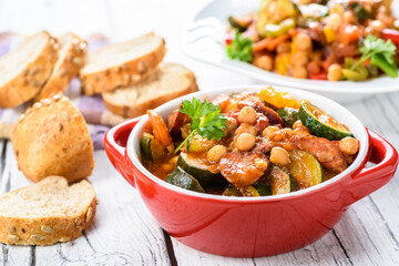 Spanish pot - pot meal with vegetables and sausage