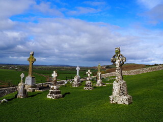 Croix celtiques au château de Cashel en Irlande