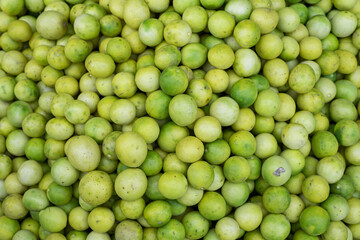 lemon in large quantity