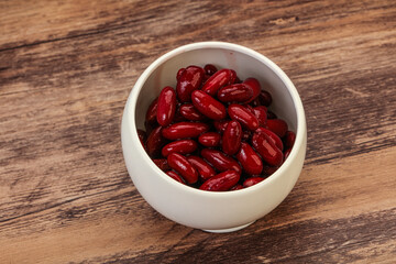Red baked kidney in the bowl