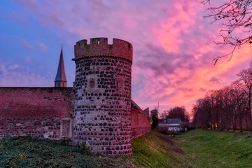 Poster Mittelalterlicher Turm in der Stadtmauer von Zons © hespasoft