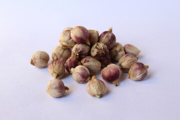 cardamom heap object with isolated background