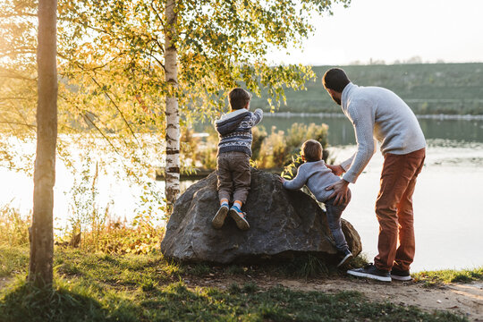 papa, enfants, parc