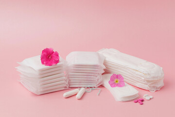 Cotton period pads in composition 