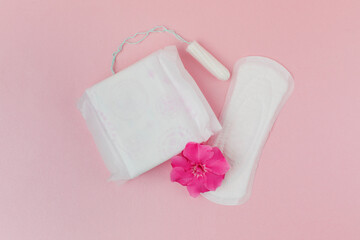 Cotton period pads in composition 