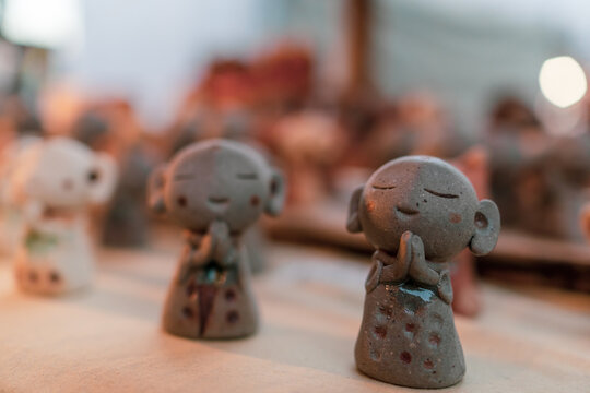 かわいいお地蔵さん のストック写真 ロイヤリティフリーの画像 ベクター イラスト Adobe Stock