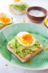 Leckerer Avocado Toast