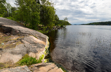 Fototapeta na wymiar View of the lake in Karelia