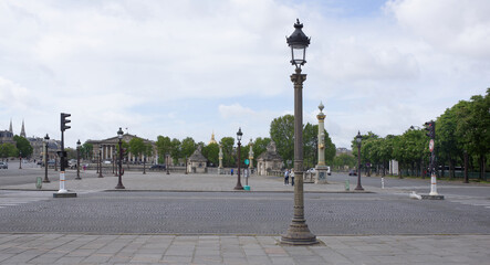 Fototapeta na wymiar Place de la Concorde. Moving people and transport