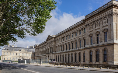 View of the Louvre from the promenade of Francois Mitterand.Go to pedestrians, moving vehicles