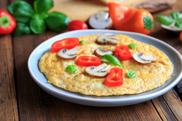 Omelette mit Pilzen und Paprika