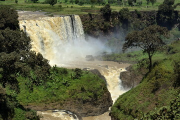 Paisajes y localizaciones de las cataratas del Nilo Azul, en el sur del lago Tana y de la ciudad de Bahir Dar, en el norte de Etiopia