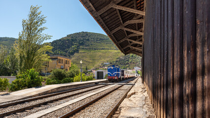 Fototapeta na wymiar Front end train in the Pinhao Mountains, Portugal